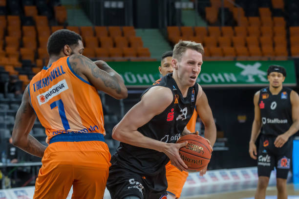 的尴尬处境 的尴尬处境