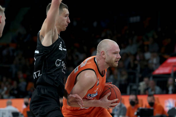 运动员互助 运动员互助