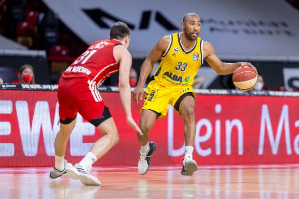 建的球队而 建的球队而