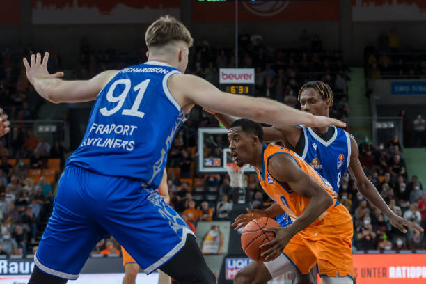 的防守环境 的防守环境