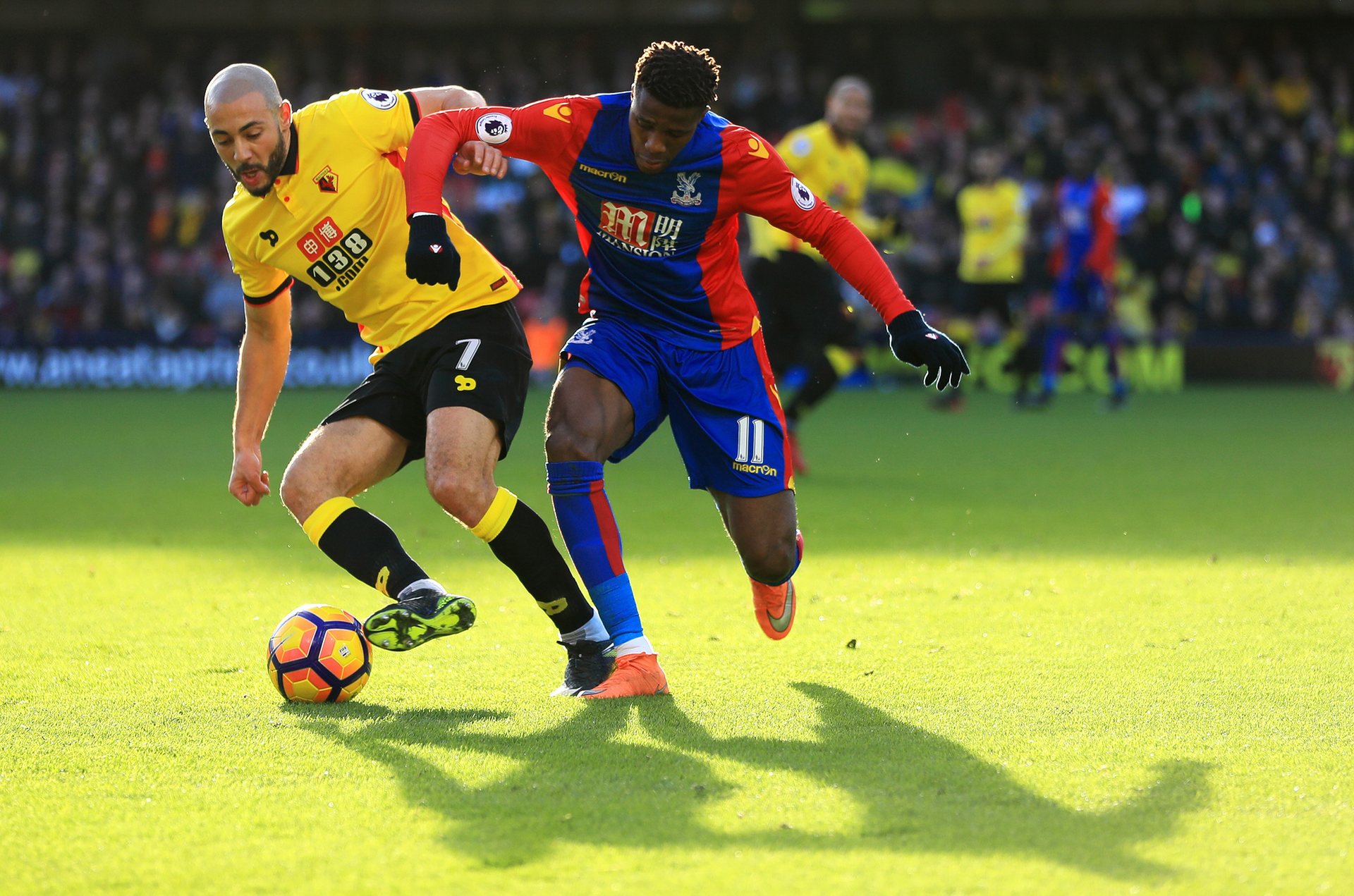 富有威胁的 富有威胁的